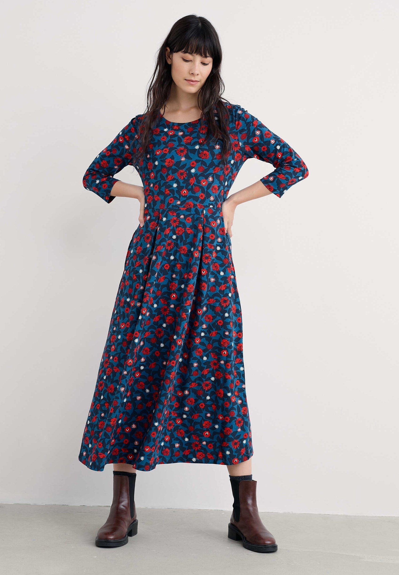 Dress Fitted Short Sleeve