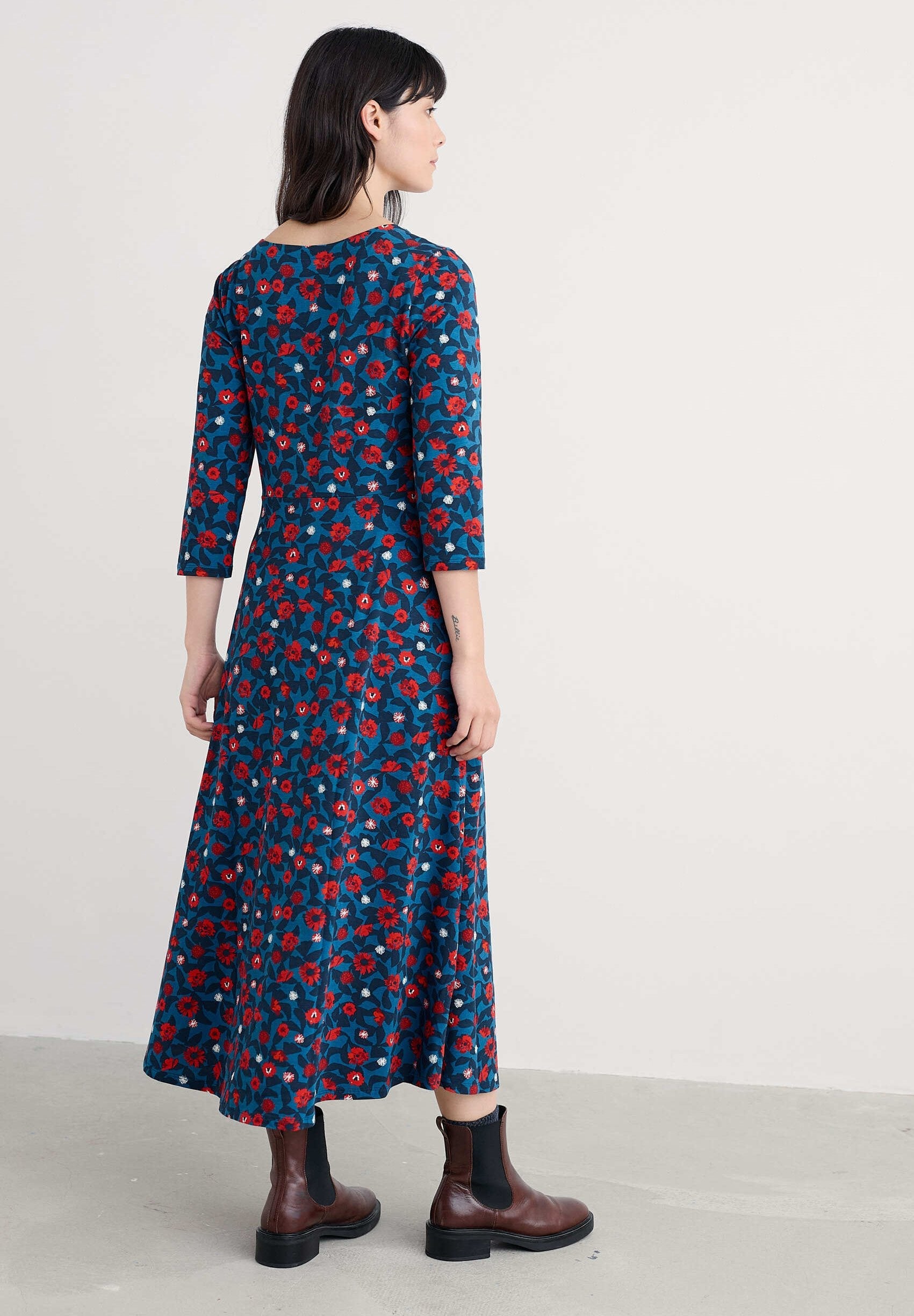 Dress Fitted Short Sleeve